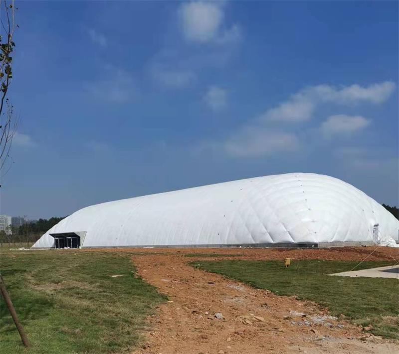 武漢首義學院氣膜體育館